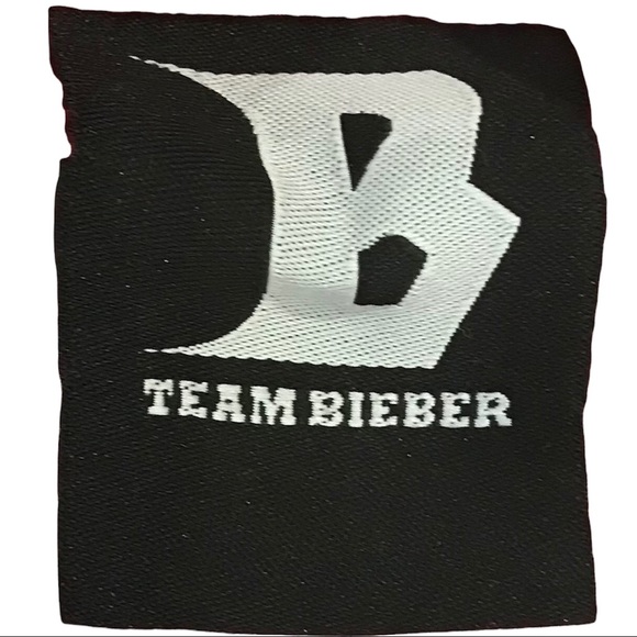 Bieber Purpose Tour Cropped Hoodie - Picture 4 of 4